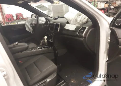 2019 Jeep Grand Cherokee Laredo E 4X4 z USA, uszkodzony, nr VIN 1C4RJFAG0KC782188